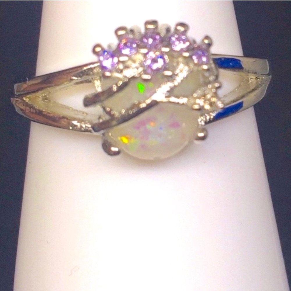 Ss925 Australian Fire White Opal & Tree Branches With Purple Amethyst Ring